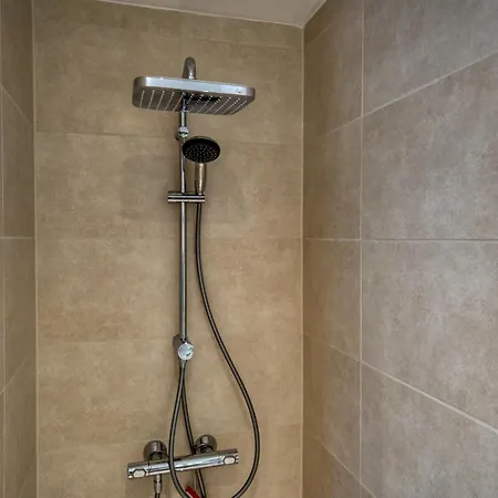 - Haus H, App 0heg10 Apartment